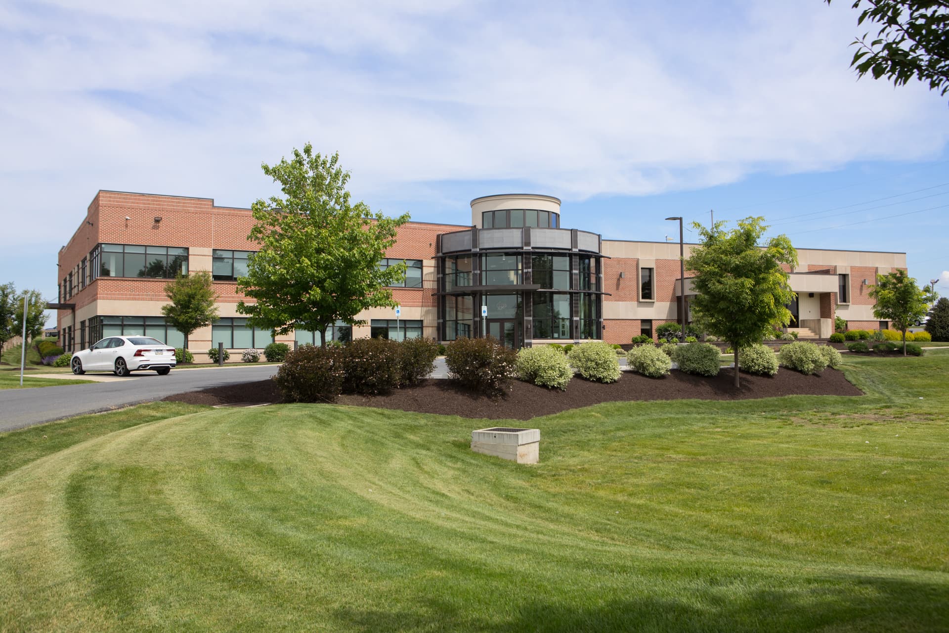 Goodville Mutual Casualty Company : A Century Of Doing The Right Thing